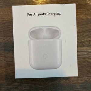 White Wireless Earbuds Charging Case